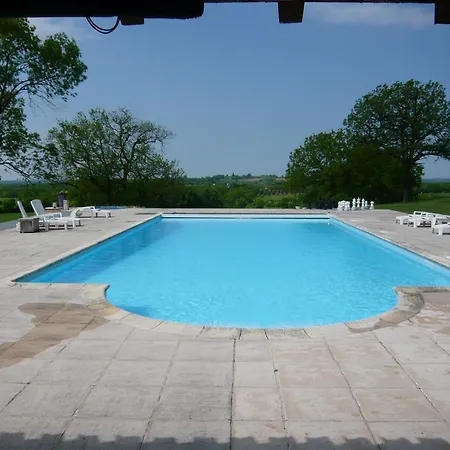 Luxury For 2, Beautiful Views, Large Swimming Pool, No Children Issigeac